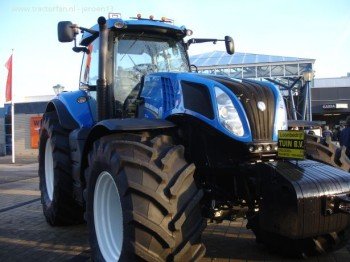 570748-t-8390-new-holland